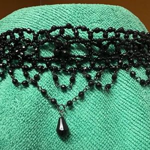 Woman’s choker